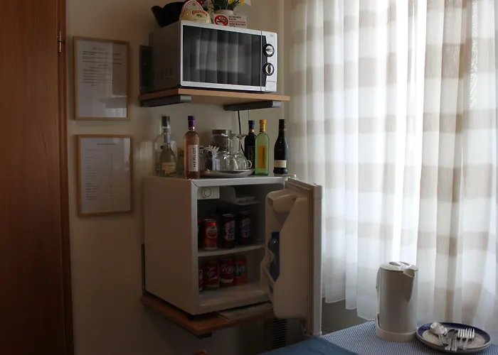 Alojamento de Acomodação e Pequeno-almoço Rene's