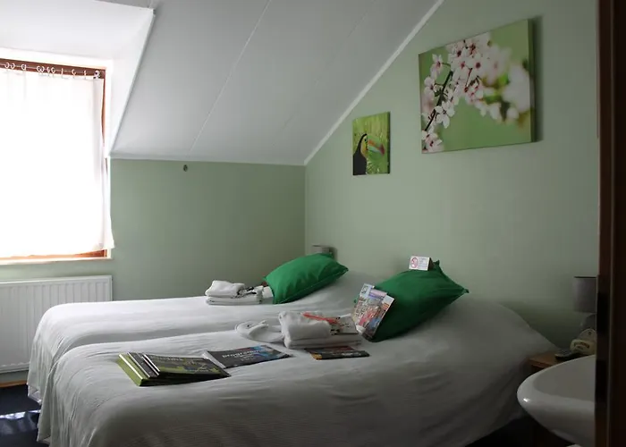 Rene's Bed & Breakfast 4*